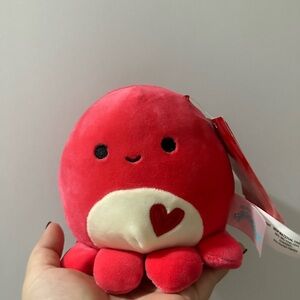 ‼️SOLD‼️BNWT Valentines Day Octopus Squishmallow